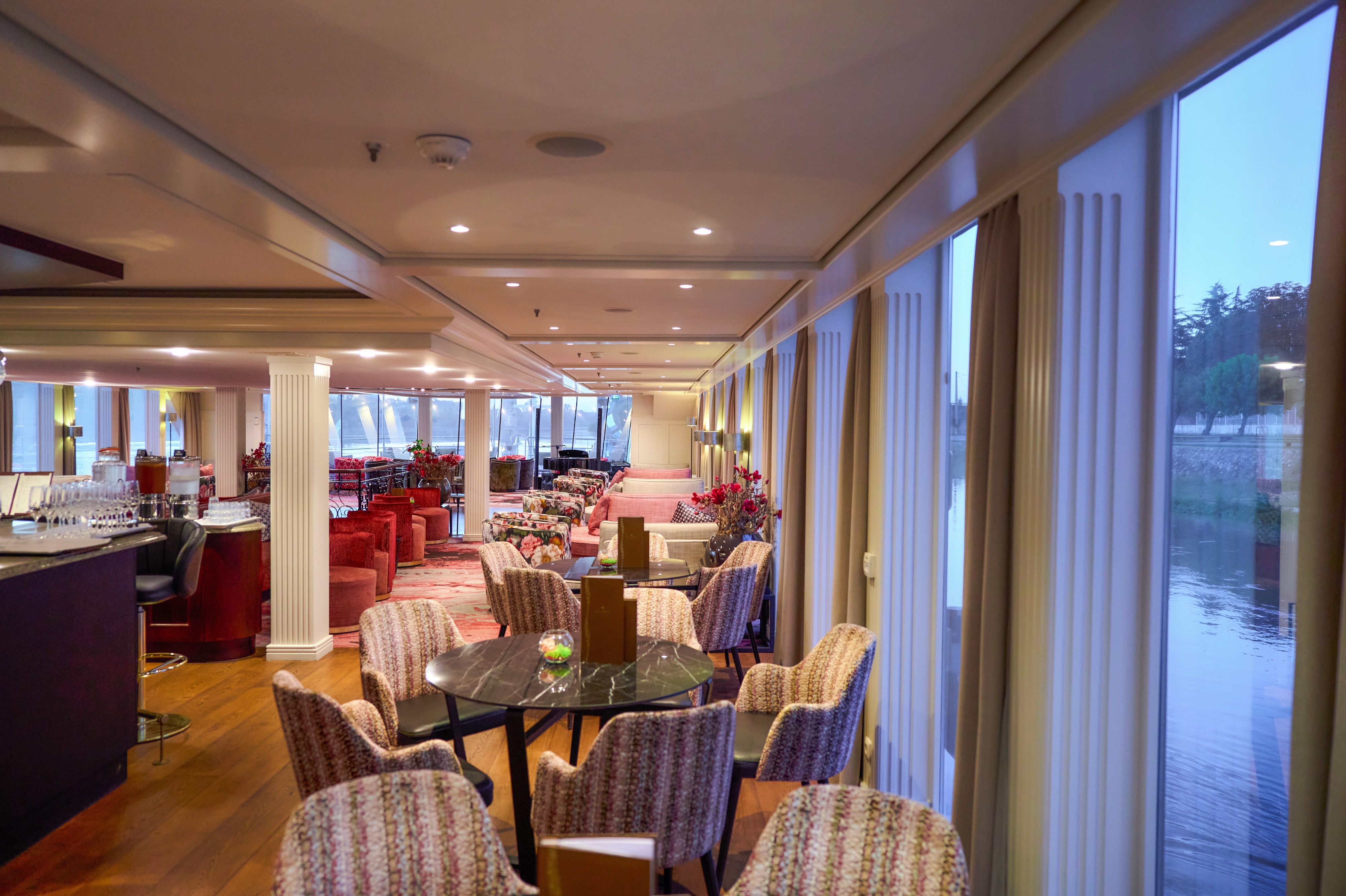 AmaDolce - Main Lounge & Bar